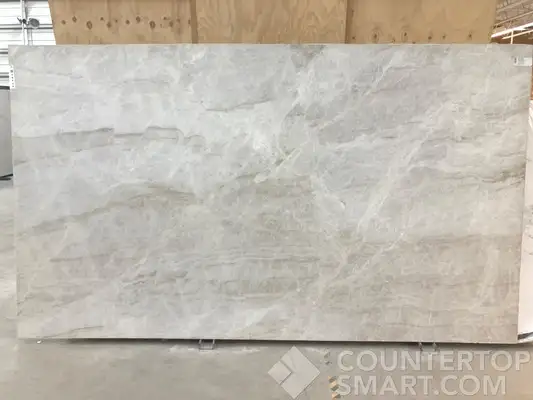 Full image of Perla Venato White Quartzite countertop slab